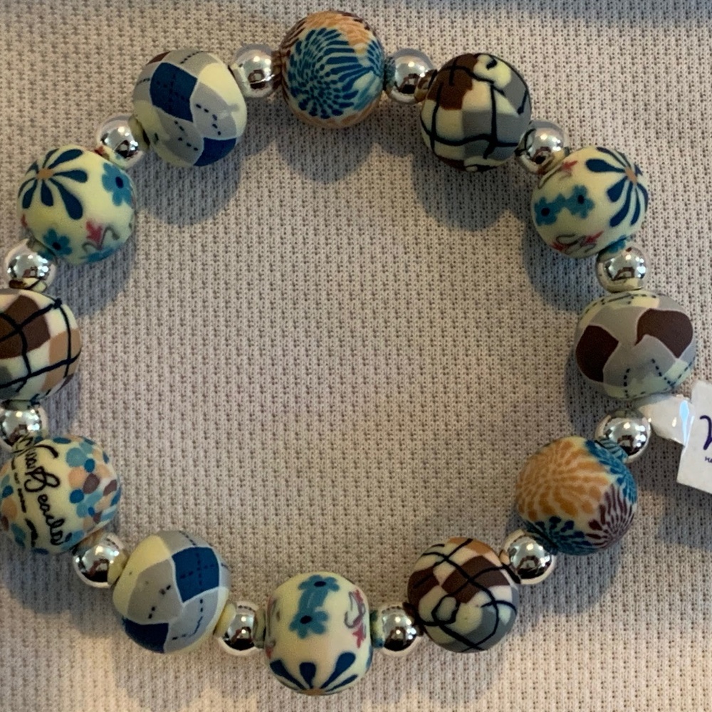 NWT Viva Beads Bracelet